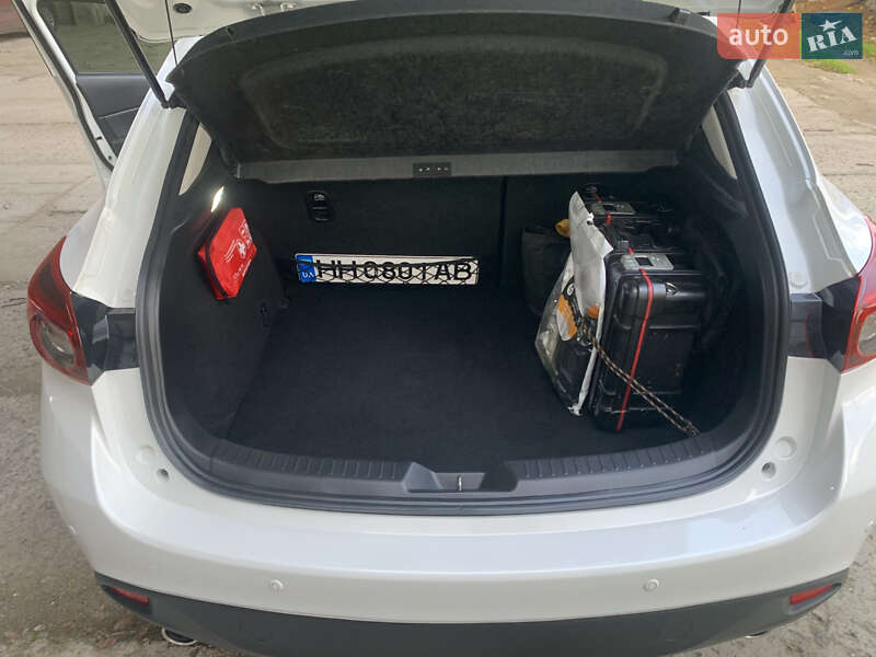 Хэтчбек Mazda 3 2015 в Одессе