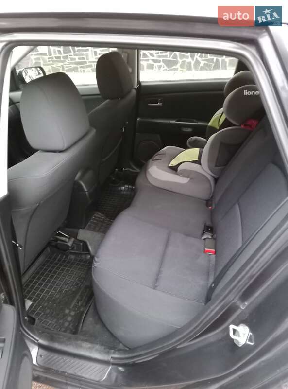 Хэтчбек Mazda 3 2006 в Житомире