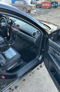 Хэтчбек Mazda 3 2006 в Славянске