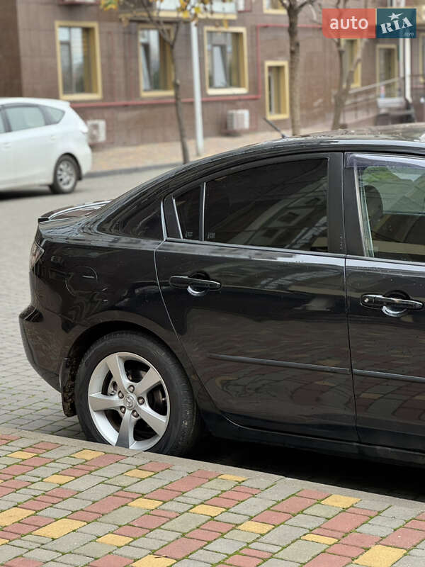 Седан Mazda 3 2006 в Одессе