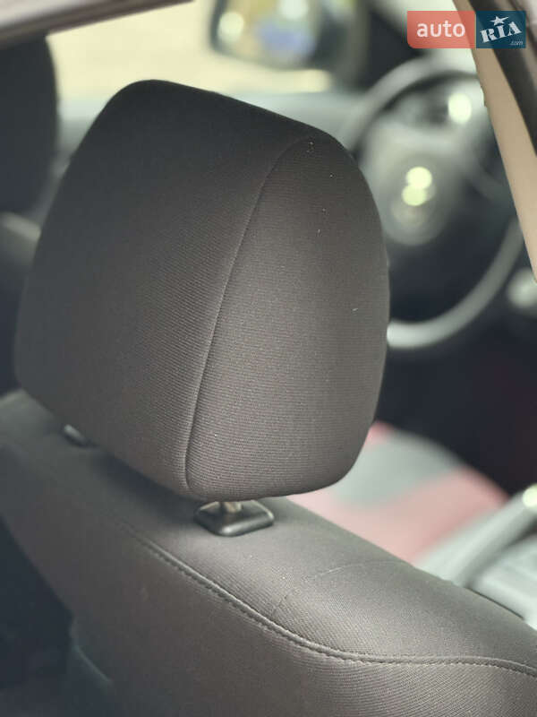 Седан Mazda 3 2006 в Одессе