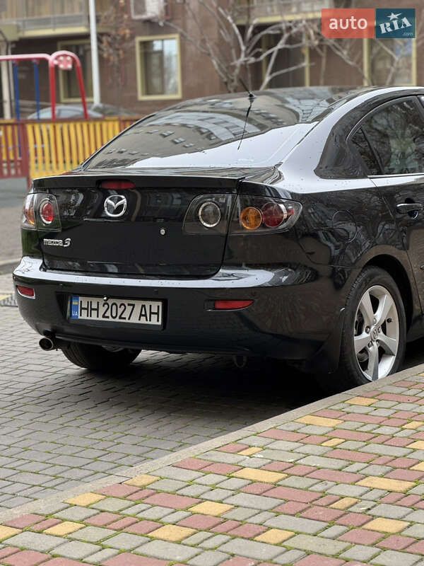 Седан Mazda 3 2006 в Одессе