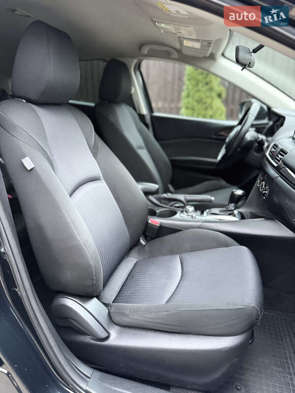 Хетчбек Mazda 3 2015 в Києві