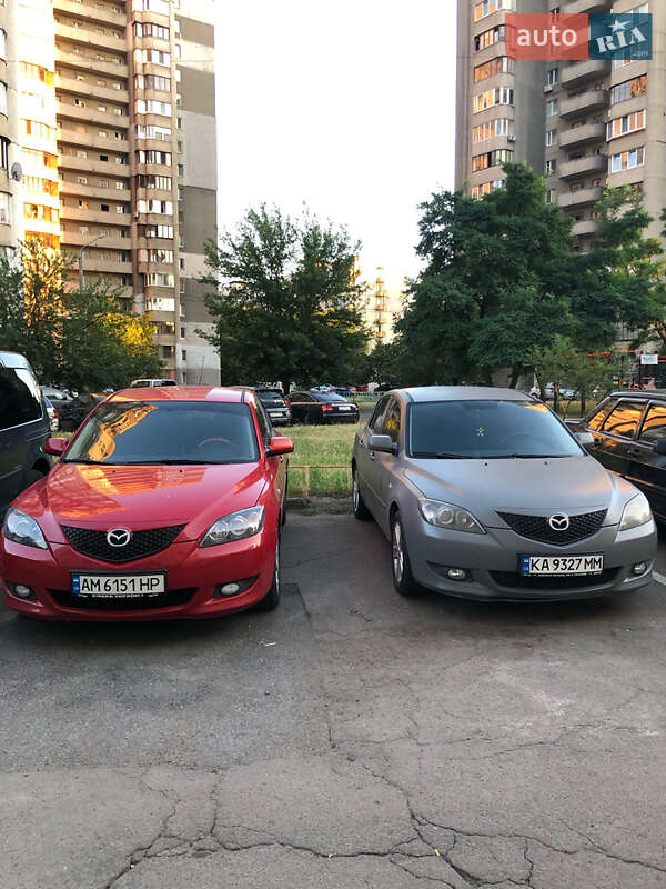 Хэтчбек Mazda 3 2004 в Киеве
