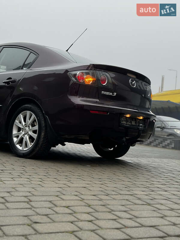 Седан Mazda 3 2007 в Тернополі