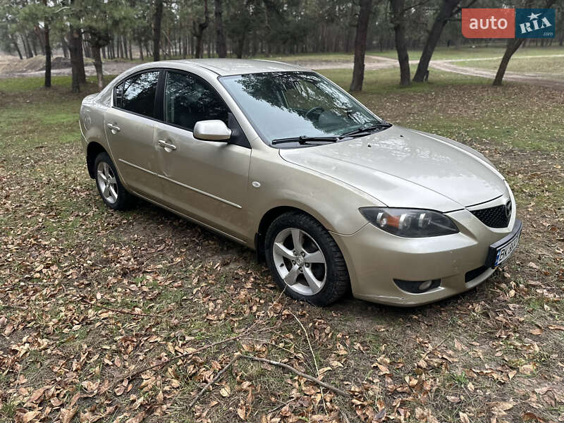 Седан Mazda 3 2005 в Кропивницькому