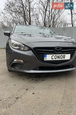 Седан Mazda 3 2016 в Харькове