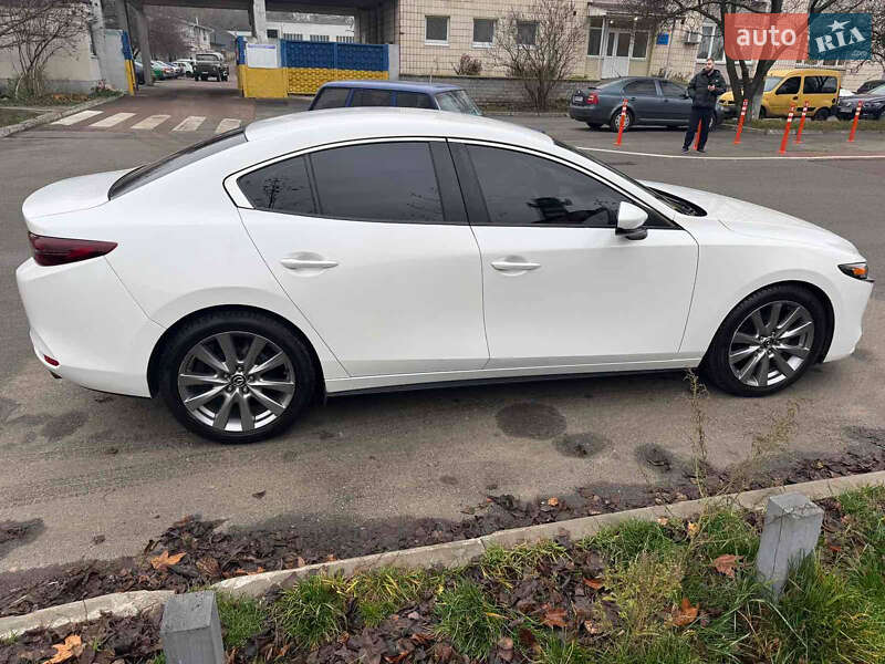 Седан Mazda 3 2019 в Киеве фото 7 Седан Mazda 3 2019 в Киеве
