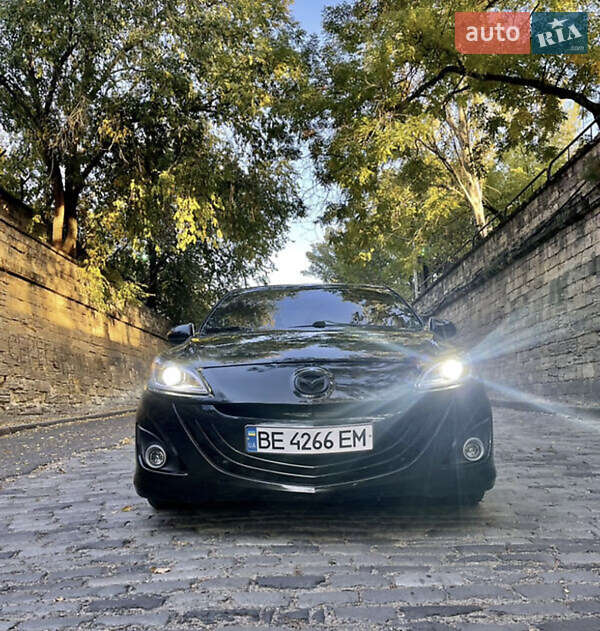 Седан Mazda 3 2012 в Миколаєві