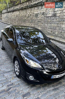 Седан Mazda 3 2012 в Николаеве