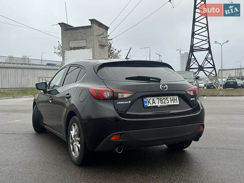 Хэтчбек Mazda 3 2016 в Киеве