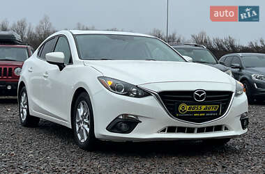 Седан Mazda 3 2015 в Львове