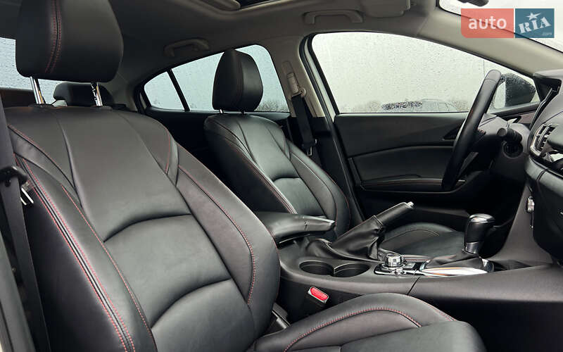 Седан Mazda 3 2015 в Львове фото 18 Седан Mazda 3 2015 в Львове