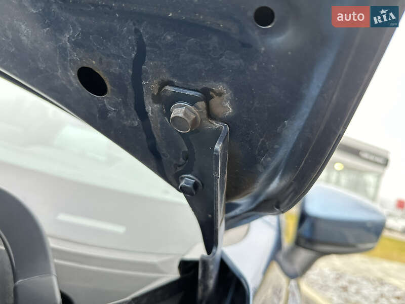 Седан Mazda 3 2017 в Мукачево