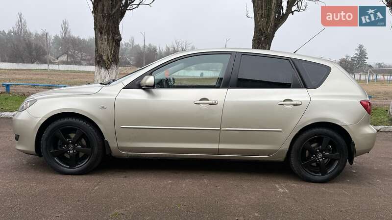 Хэтчбек Mazda 3 2004 в Киеве