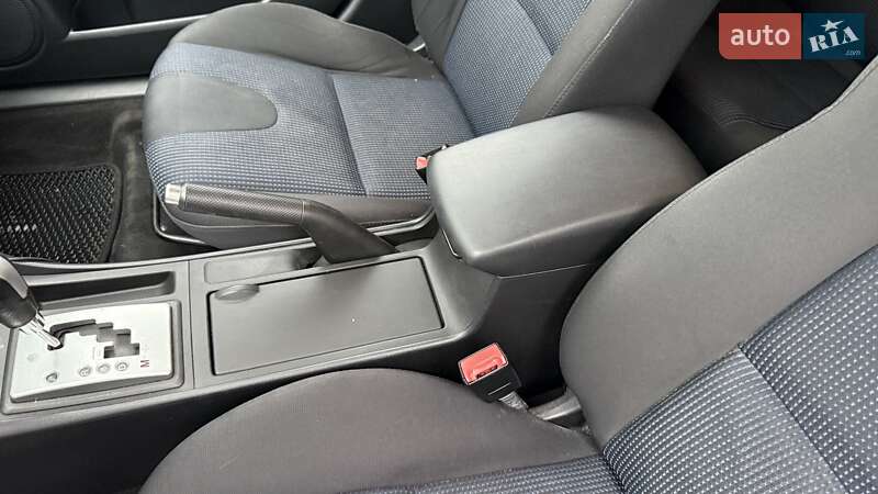 Хэтчбек Mazda 3 2004 в Киеве