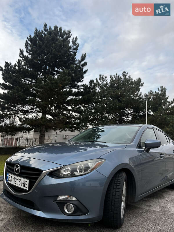 Седан Mazda 3 2013 в Кропивницькому