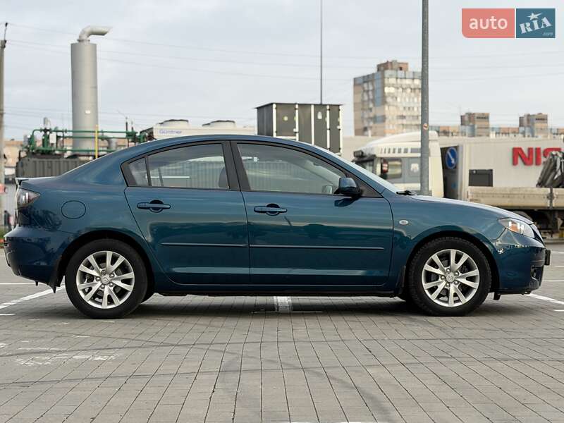 Седан Mazda 3 2007 в Одесі