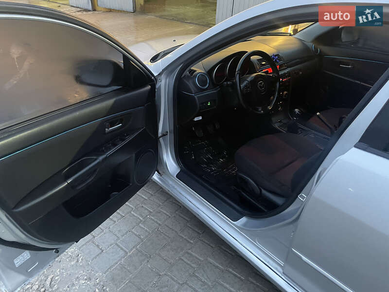 Седан Mazda 3 2005 в Каменец-Подольском фото 2 Седан Mazda 3 2005 в Каменец-Подольском