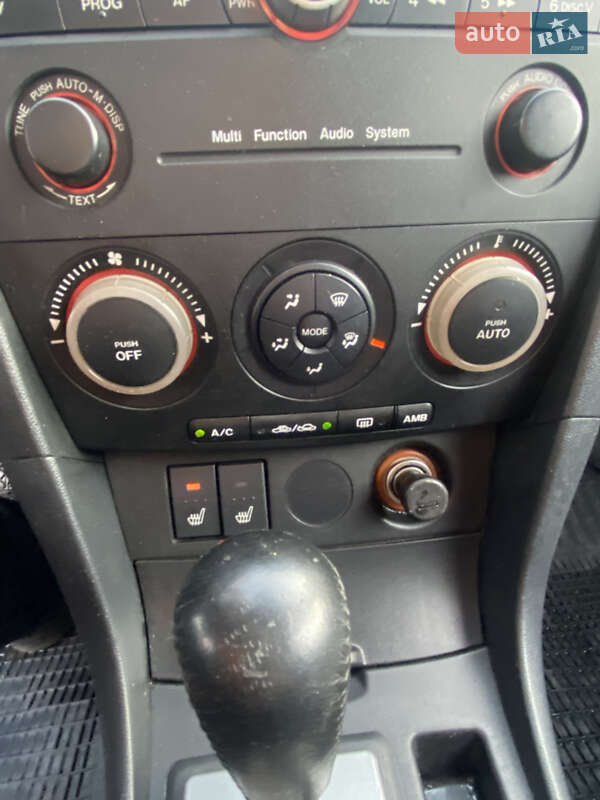 Хэтчбек Mazda 3 2006 в Киеве