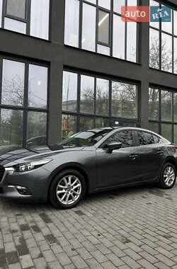 Седан Mazda 3 2013 в Полтаве