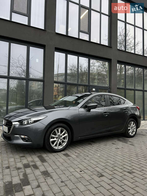 Седан Mazda 3 2013 в Полтаве