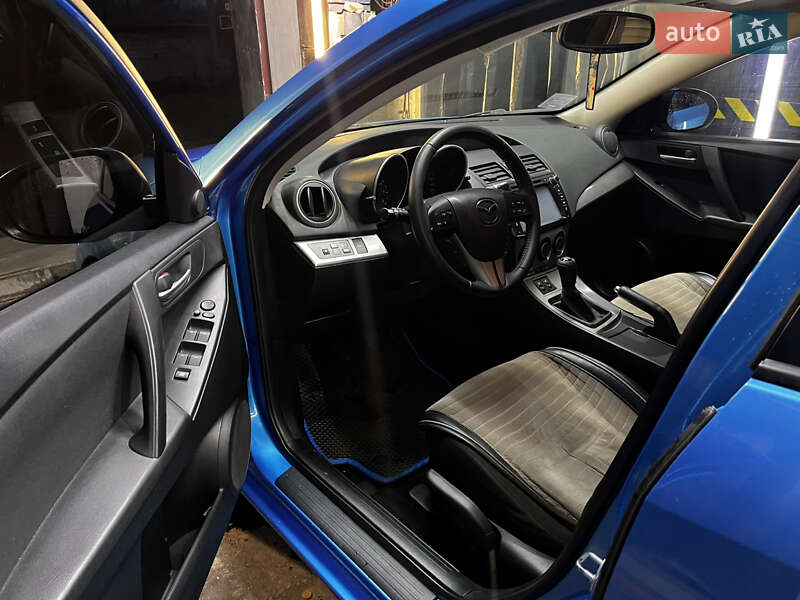 Хэтчбек Mazda 3 2009 в Кременчуге фото 11 Хэтчбек Mazda 3 2009 в Кременчуге