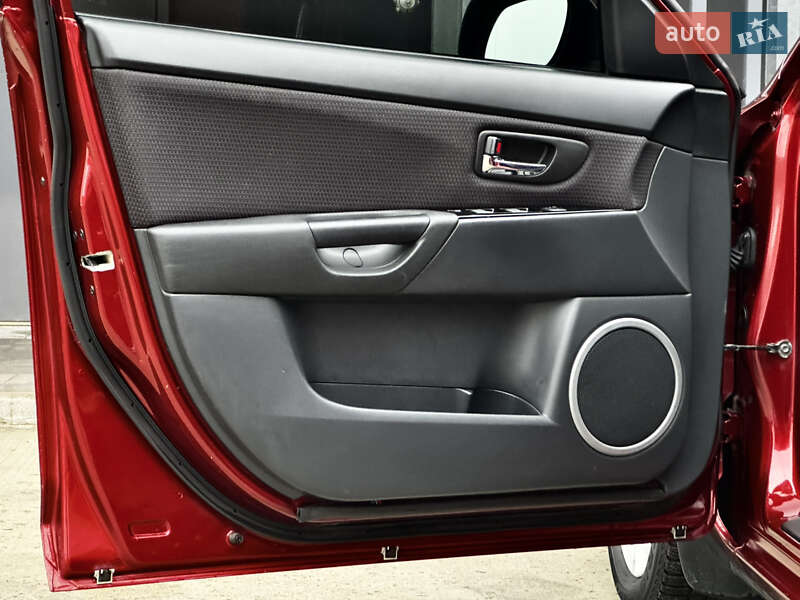 Седан Mazda 3 2008 в Києві