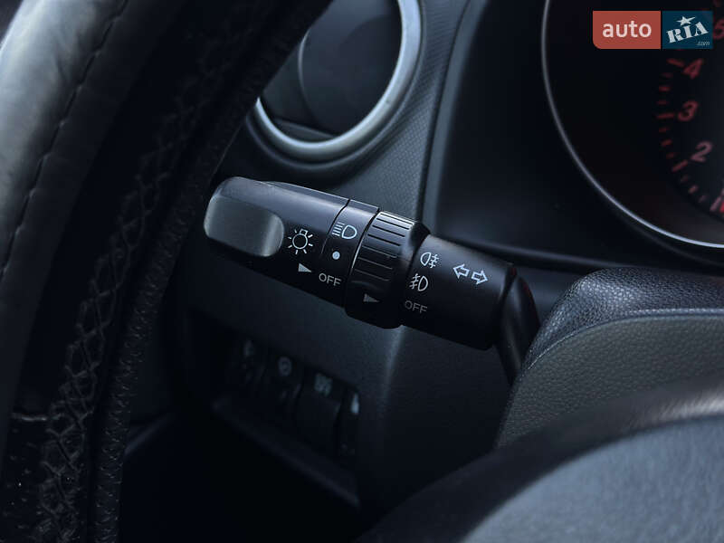 Хетчбек Mazda 3 2003 в Шептицькому фото 30 Хетчбек Mazda 3 2003 в Шептицькому