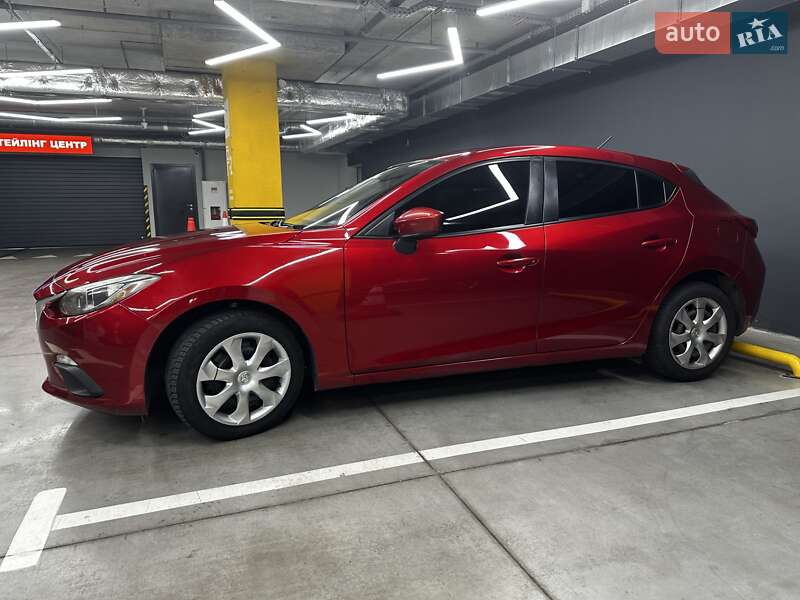Хетчбек Mazda 3 2015 в Києві