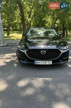 Седан Mazda 3 2018 в Одесі