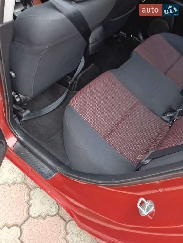 Седан Mazda 3 2006 в Кривому Розі фото 12 Седан Mazda 3 2006 в Кривому Розі