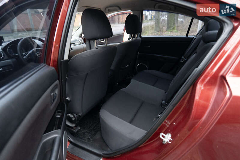 Седан Mazda 3 2008 в Києві