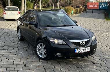 Седан Mazda 3 2007 в Мукачево