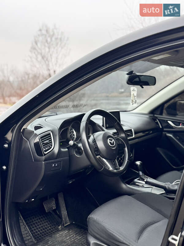Хэтчбек Mazda 3 2015 в Киеве фото 10 Хэтчбек Mazda 3 2015 в Киеве
