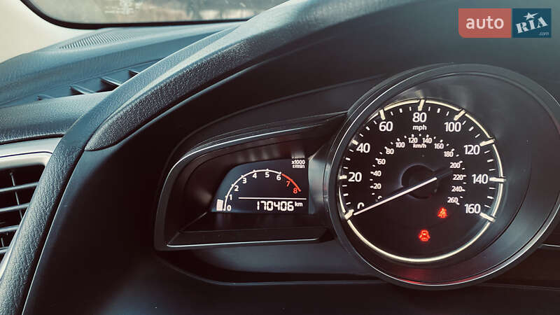 Хэтчбек Mazda 3 2017 в Киеве