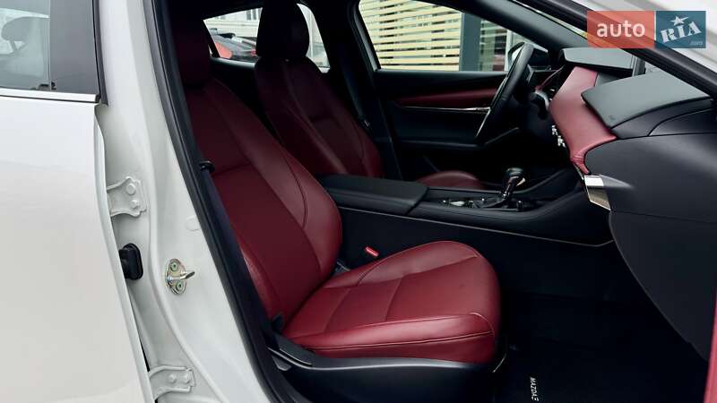 Хэтчбек Mazda 3 2024 в Чернигове