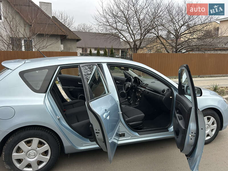 Хэтчбек Mazda 3 2008 в Ковеле