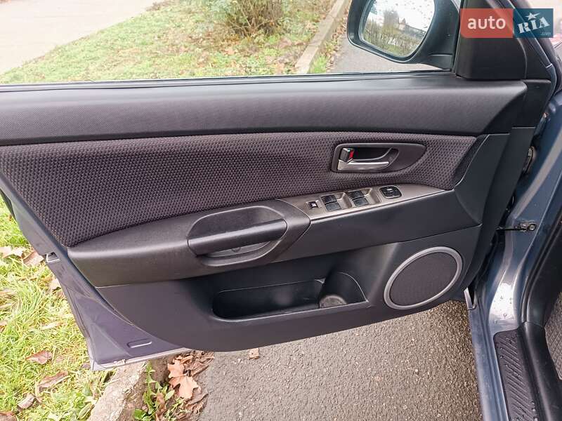Хэтчбек Mazda 3 2007 в Южноукраинске фото 17 Хэтчбек Mazda 3 2007 в Южноукраинске