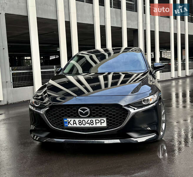 Седан Mazda 3 2019 в Киеве