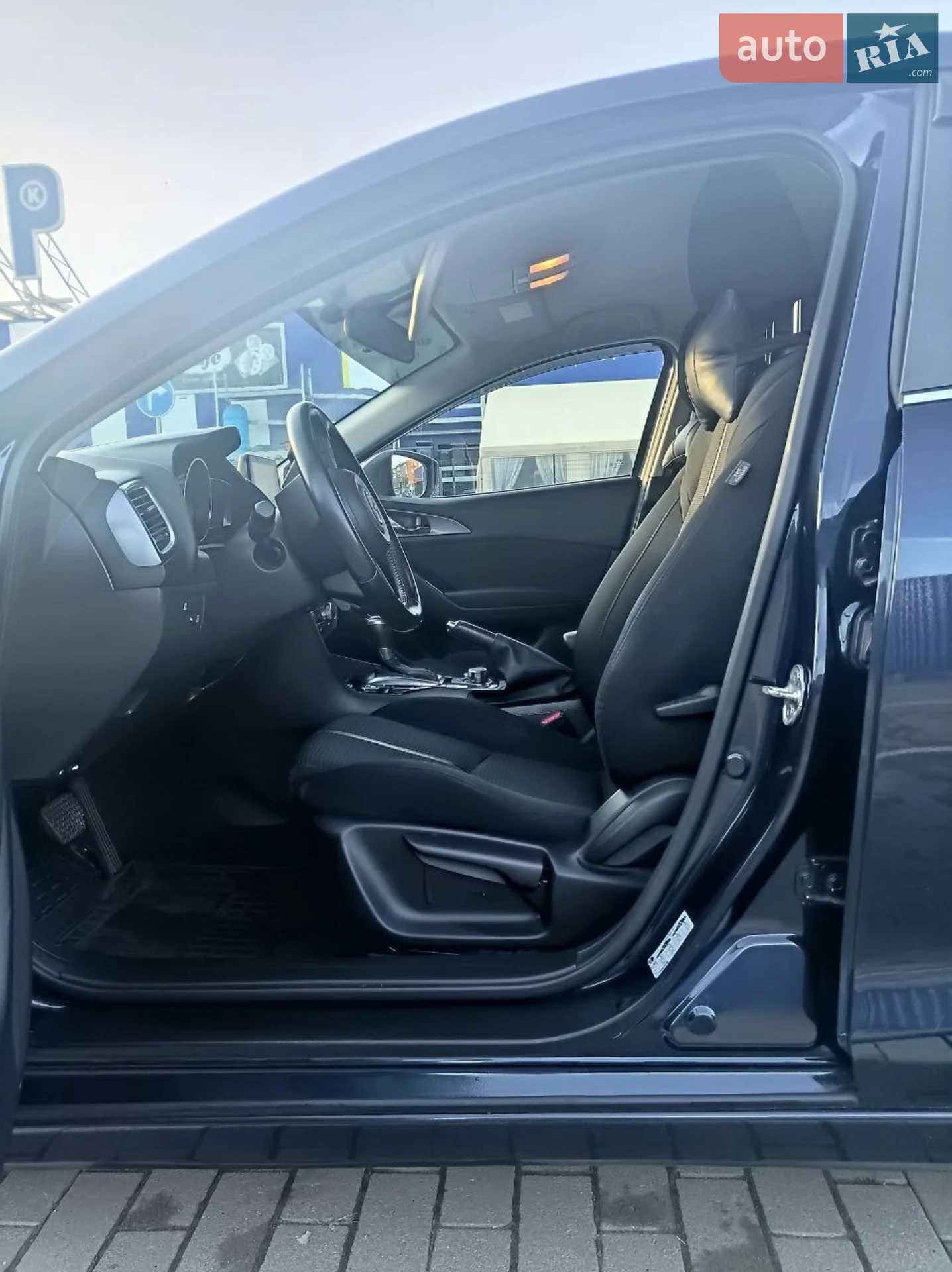 2017 Mazda 3 - мініатюра 9