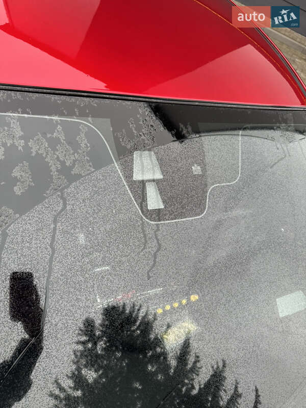 Хетчбек Mazda 3 2014 в Кременці