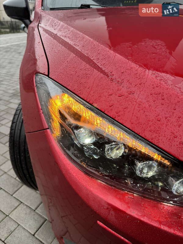 Хетчбек Mazda 3 2014 в Кременці