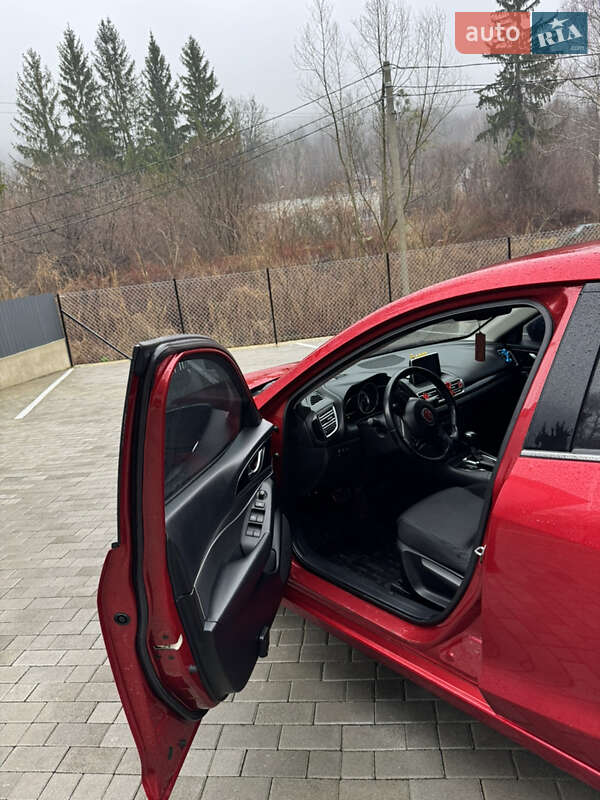 Хетчбек Mazda 3 2014 в Кременці