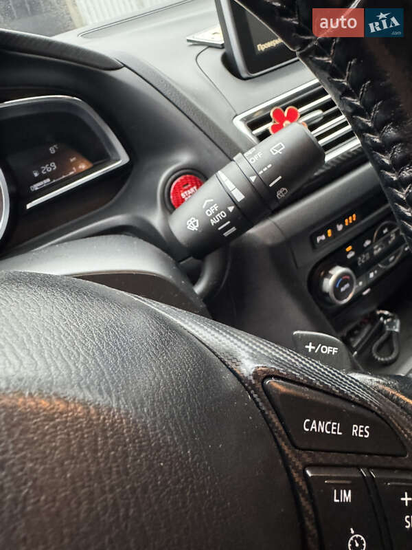 Хетчбек Mazda 3 2014 в Кременці