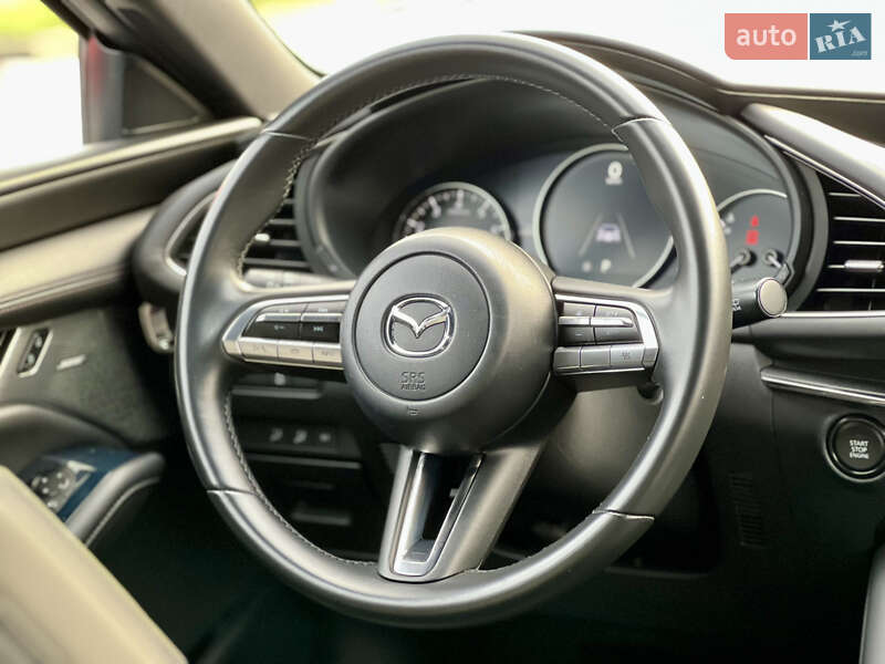 Хэтчбек Mazda 3 2019 в Киеве