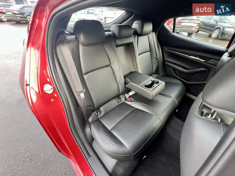 Хэтчбек Mazda 3 2019 в Киеве