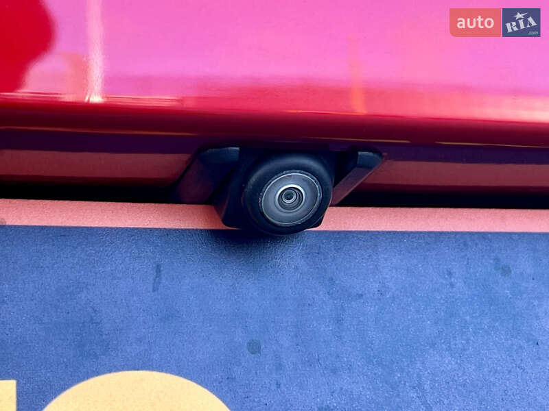 Хэтчбек Mazda 3 2019 в Киеве