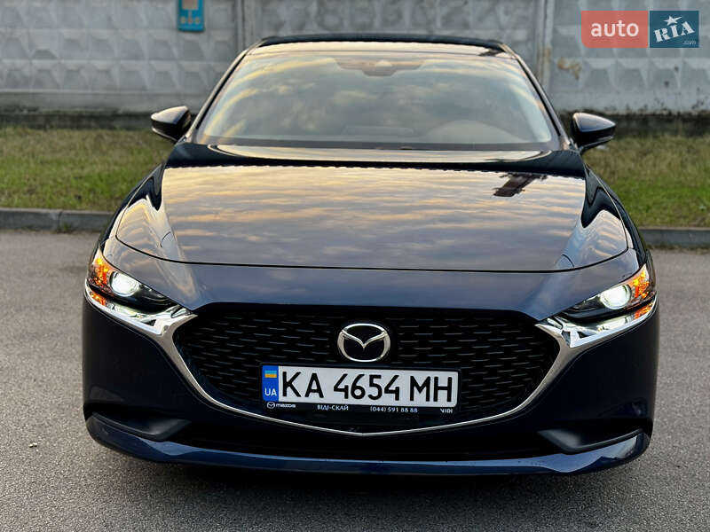 Седан Mazda 3 2020 в Киеве