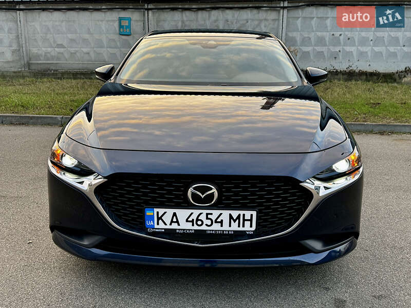 Седан Mazda 3 2020 в Киеве
